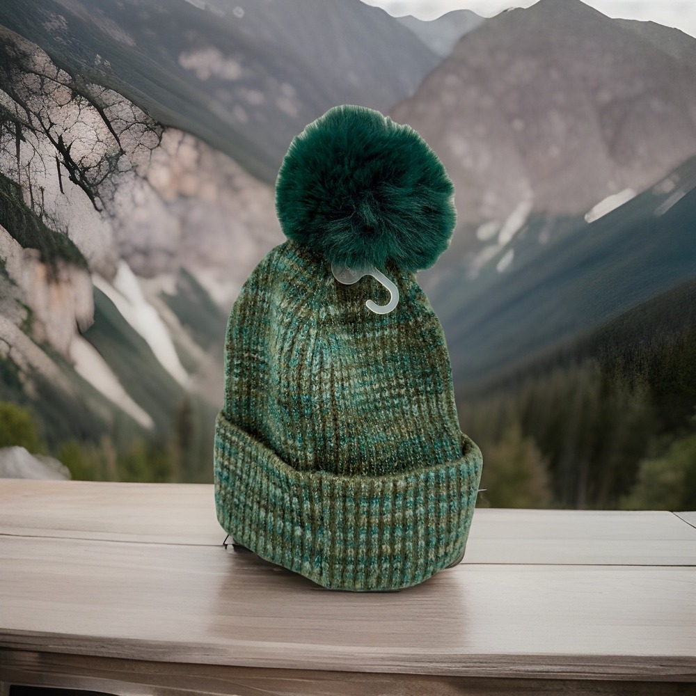 Time and Tru Cable Knit Beanie Winter Hat Faux Fur Pom Green One Size‎ New